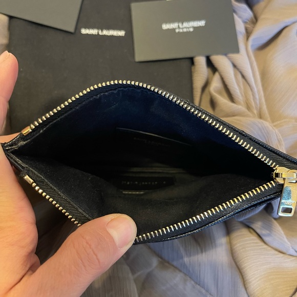 YSL MATELASSE Small Zipped Pouch - Picture 3 of 14